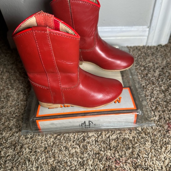 Little Outlaw Red Boots - Picture 4 of 12
